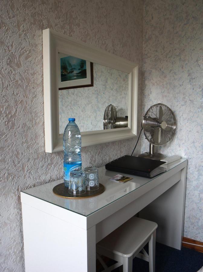 Bed and Breakfast The Silent Picket Martinpuich Екстер'єр фото